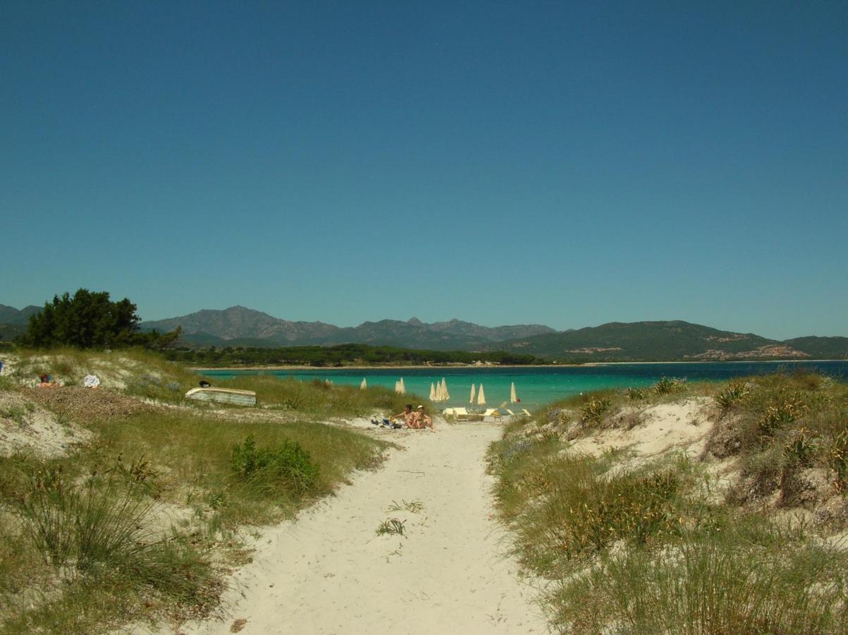 La Culla Del Mare Villa Budoni Esterno foto